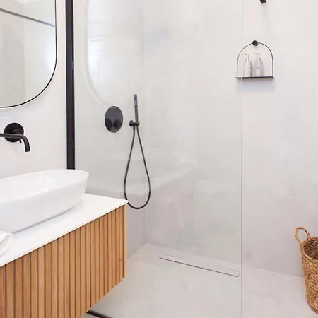 Aurum B Apartment *